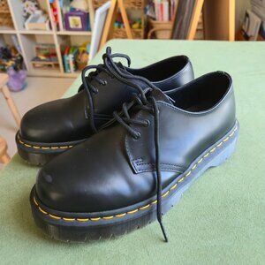 Dr Martens Oxford unisex leather shoes mens size 8